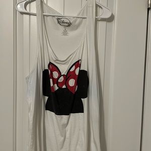 Torrid Disney tank top size 2. Cute vintage design.